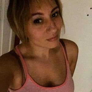 Meet your Posher, Andra